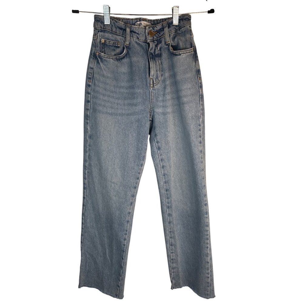 ZARA Size 0 High-Waisted Light Wash Denim Jeans Raw Hem Casual Style